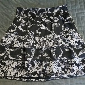 WHBM tiered circle skirt Medium